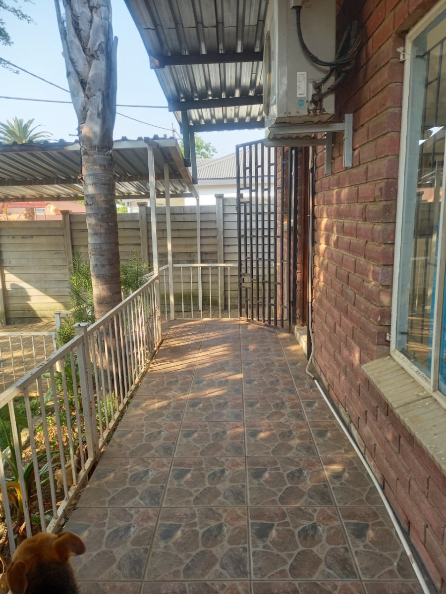 2 Bedroom Property for Sale in Oudorp North West